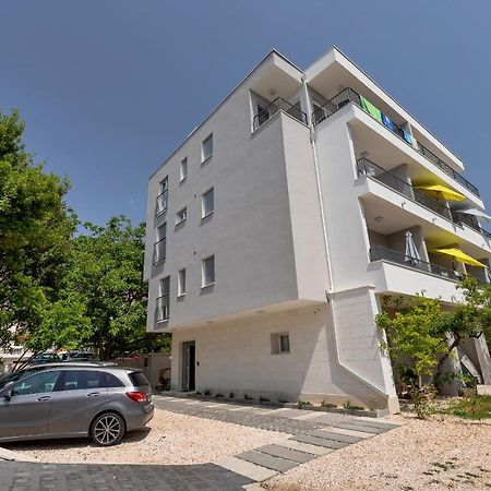 Emilia Lofts Aparthotel Tučepi Εξωτερικό φωτογραφία