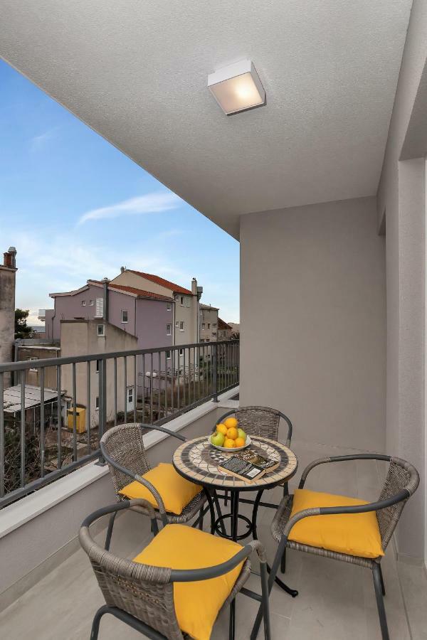 Emilia Lofts Aparthotel Tučepi Εξωτερικό φωτογραφία