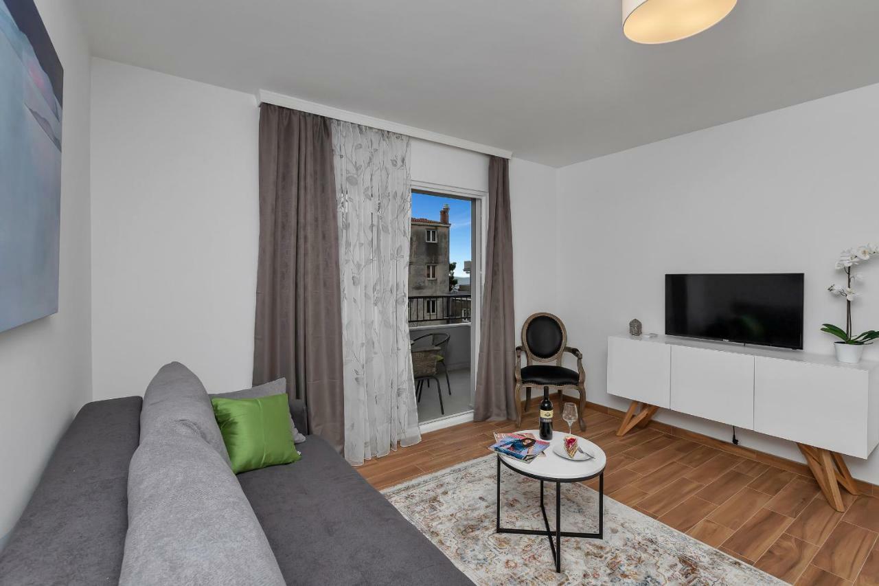 Emilia Lofts Aparthotel Tučepi Εξωτερικό φωτογραφία