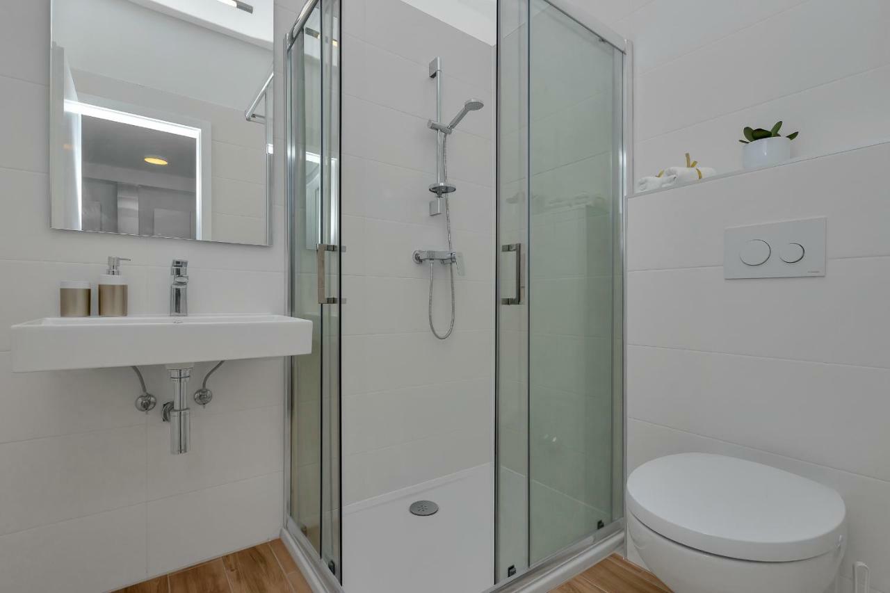 Emilia Lofts Aparthotel Tučepi Εξωτερικό φωτογραφία
