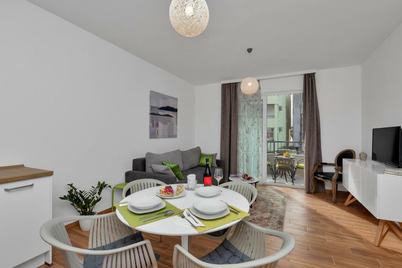 Emilia Lofts Aparthotel Tučepi Εξωτερικό φωτογραφία