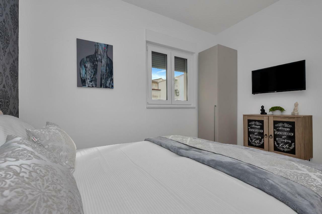 Emilia Lofts Aparthotel Tučepi Εξωτερικό φωτογραφία