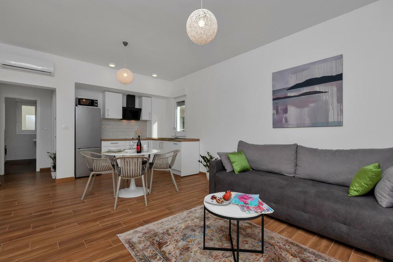 Emilia Lofts Aparthotel Tučepi Εξωτερικό φωτογραφία