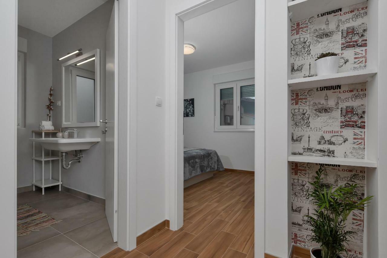 Emilia Lofts Aparthotel Tučepi Εξωτερικό φωτογραφία