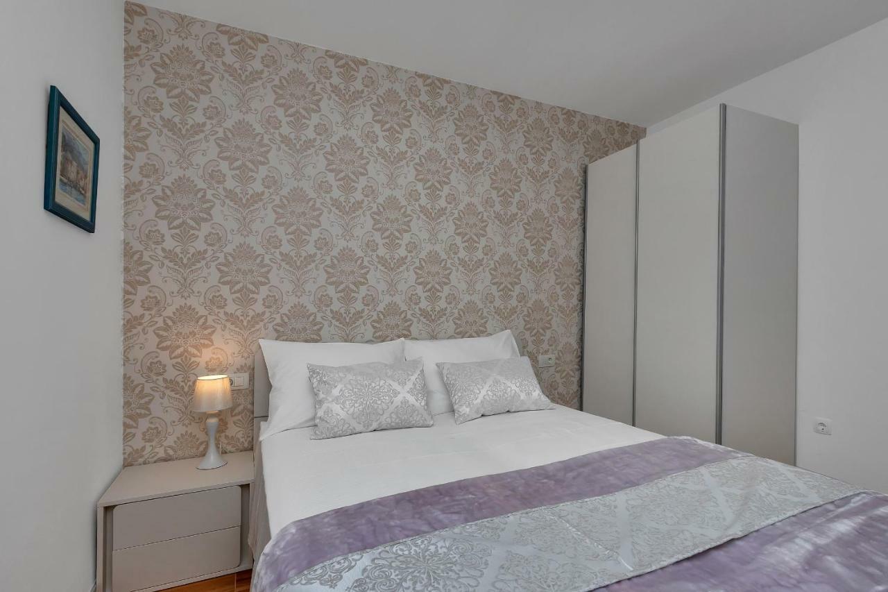 Emilia Lofts Aparthotel Tučepi Εξωτερικό φωτογραφία