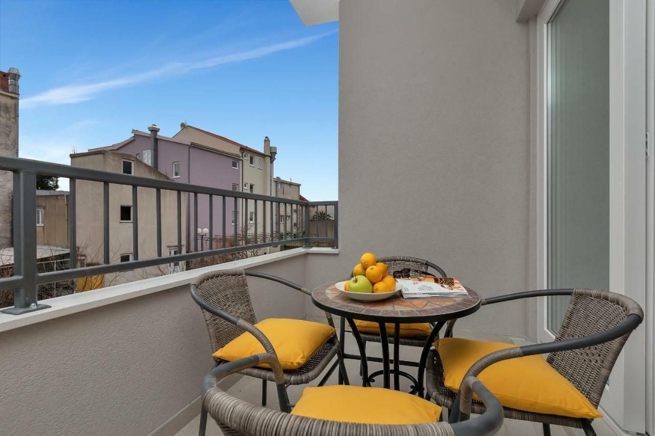 Emilia Lofts Aparthotel Tučepi Εξωτερικό φωτογραφία