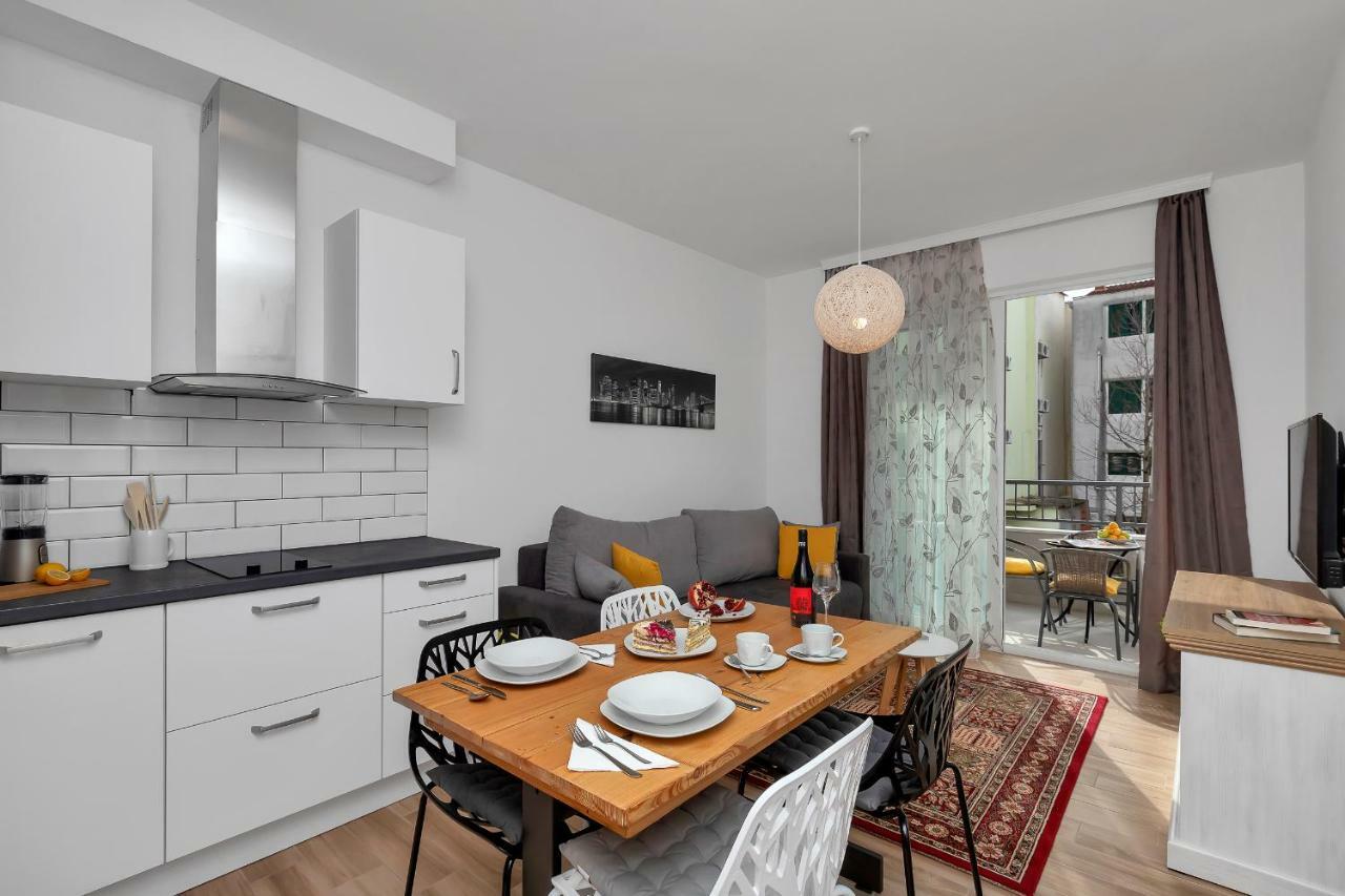 Emilia Lofts Aparthotel Tučepi Εξωτερικό φωτογραφία