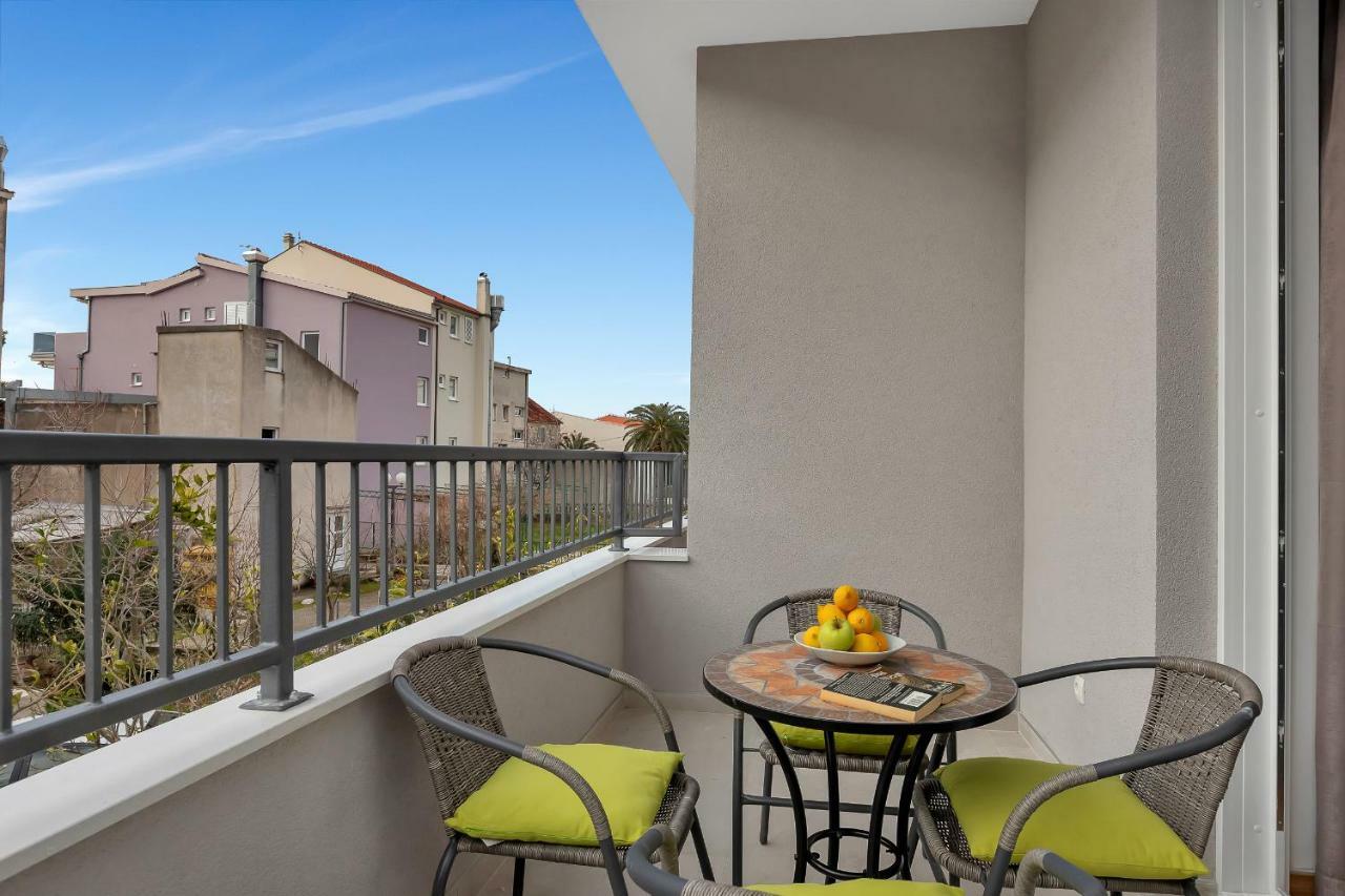 Emilia Lofts Aparthotel Tučepi Εξωτερικό φωτογραφία